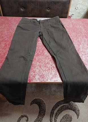 Фирменные джинсы