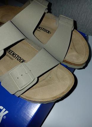Женские шлепанцы из натуральной кожи birkenstock arizona bs