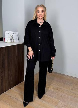 Стильний жіночий брючний костюм