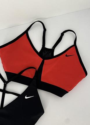 Спортивний топ nike indy dri-fit чорний та морквяний