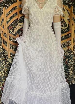 Винтажное кружевное белое платье
