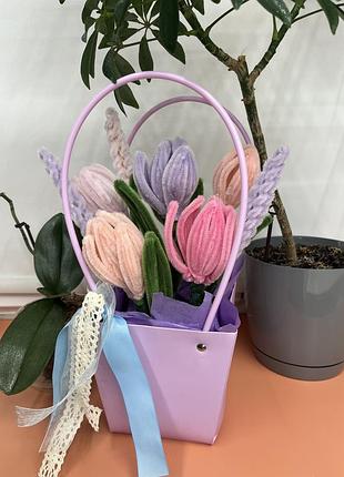 Букет з синельного дроту тюльпани