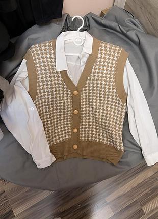 Кардиган в клітку