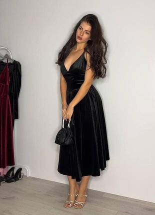 Сукня жіноча