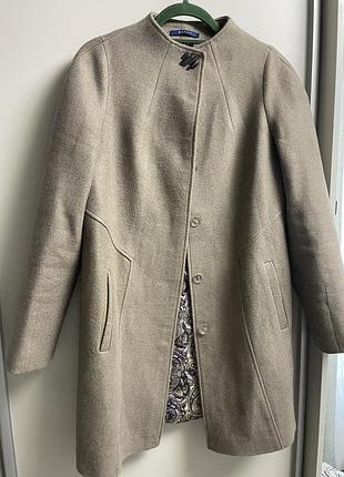 Жіноче пальто/кардиган