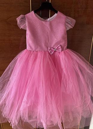 Ошатна святкова сукня