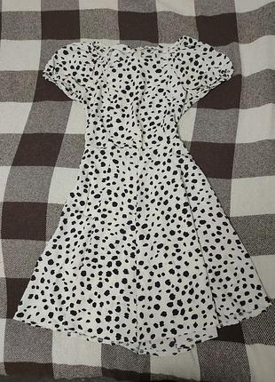 Женское платье в горошек размер s