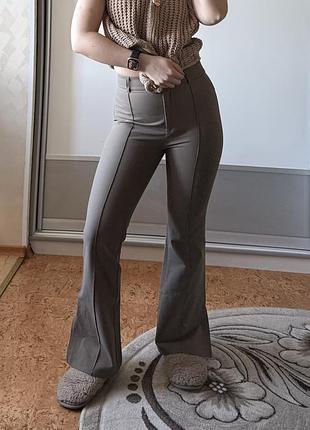 Штани кльош shein з розрізами по боках