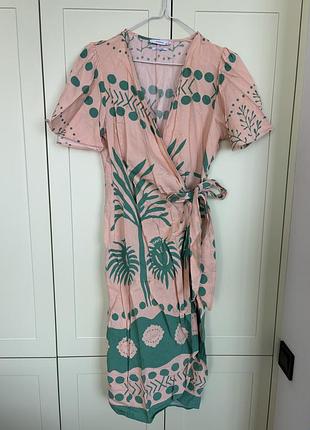 Плаття з натурального матеріалу