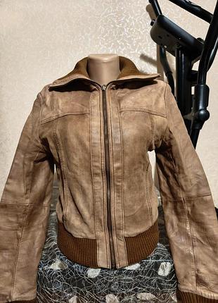 Куртка бомбер