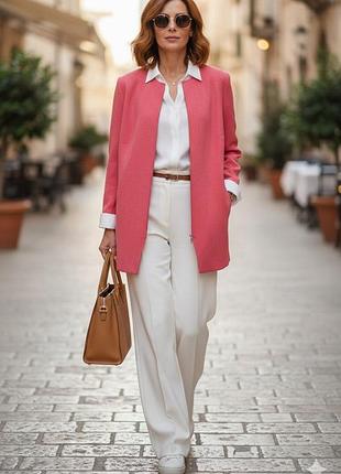 Красивый пиджак на змейке и подкладке большого размера батал