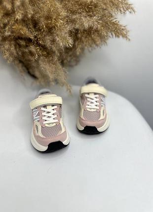 Кросівки для дівчинки 4