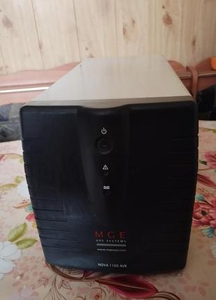 Джерело безперебійного живлення  mge nova 1100 avr