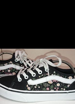 Брендовые котоновые кеды vans.