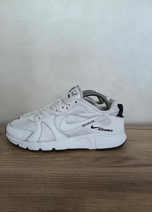Кросівки nike atsuma cd5461-100 
розмір 44 довжина устілки  27.5 см
стан гарний