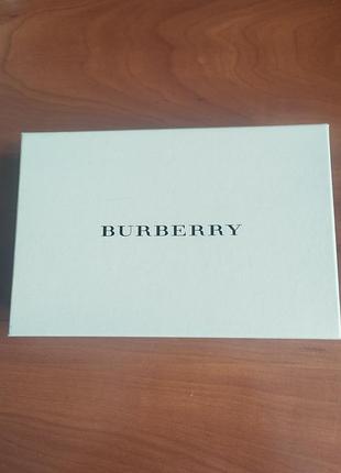 Новая подарочная коробка burberry