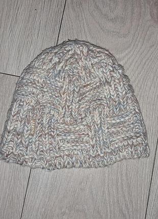 Шапка шерстяная вязаная