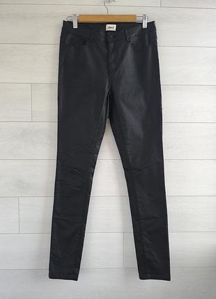 Брюки з екошкіри only eur 40 р. uk 12 р. чорні шкіряні/шкірзам/еко шкіра/екошкіра штани/джинси