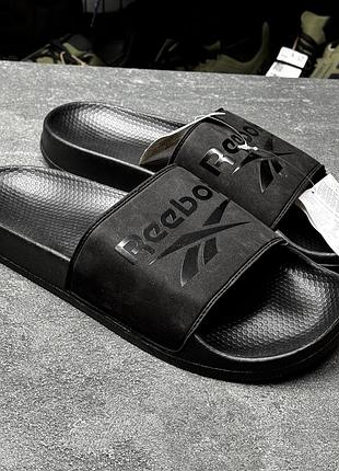 Чорні тапочки шльопанці рібук 522