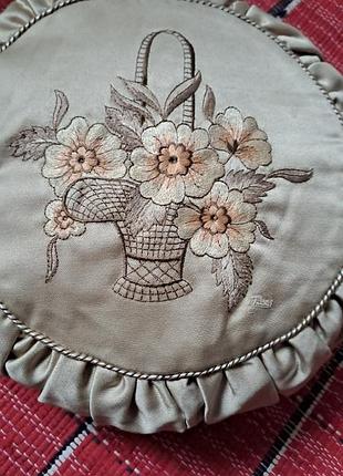 Винтажная подушка