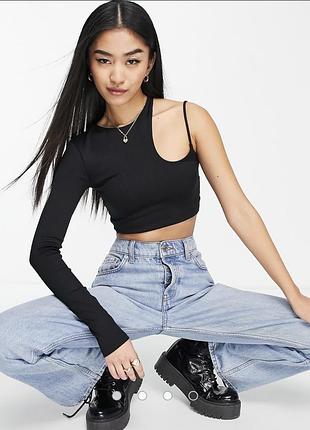 Асиметричний топ/лонгслів на один рукав з вирізом