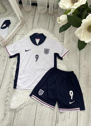 Футбольна форма nike kane