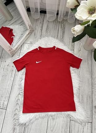 Футболка nike