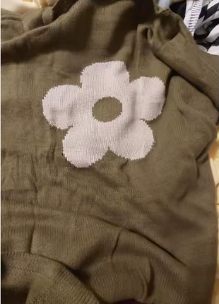 Светрик з квітками 9