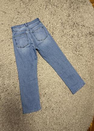 Жіночі джинси мом