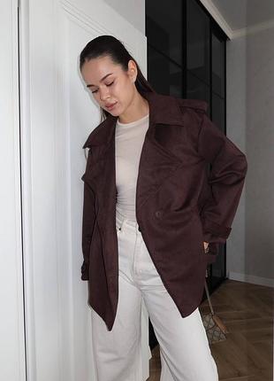 Жіночий весняний шоколадний замшевий тренч