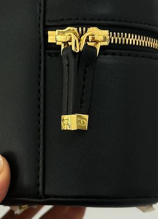 Шкіряна сумка косметичка коробка  d 8