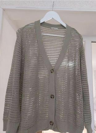Жіночий кардиган