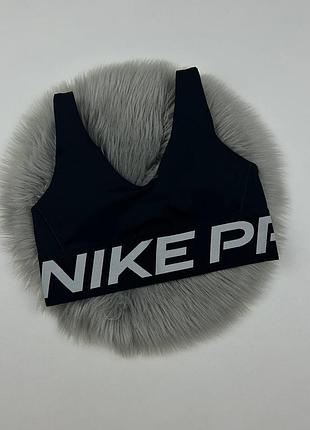 Топ nike pro