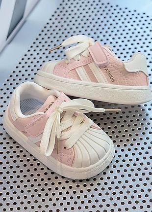 Стильні кеди кросівки для дівчинки весна літо з прорезиненним носком