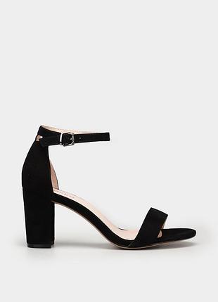 Босоніжки braska