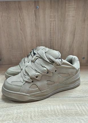 Кросівки чоловічі bershka 41 розмір