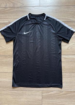 Футболка nike