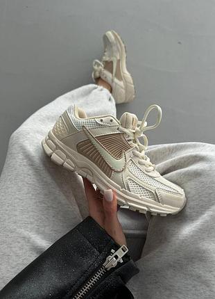 Кроссовки женские nike zoom vomero 5 beige