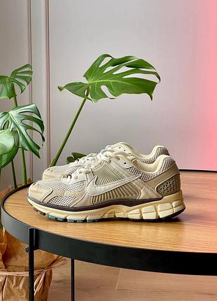 Кроссовки женские nike zoom vomero 5 beige