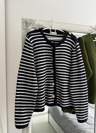 Трендовий смугастий кардиган