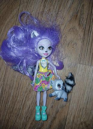 Энчандималс енот