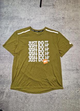 Футболка nike рефлективная m nk brthe rise 365 top ss fl