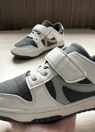 Кросівки слипони на хлопчика