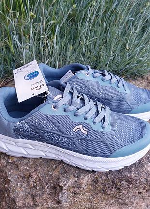 Женские кроссовки crivit