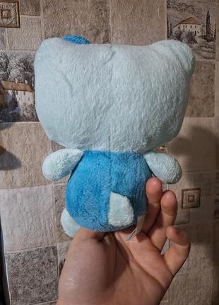 Мягкая игрушка helloy kitty в голубом комбинезоне 4
