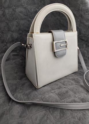 Сумка італія бренду lorbac є нюанси.