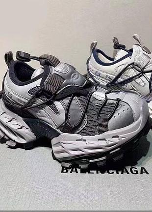 Трендові стильні кросівки для хлопчика весна літо