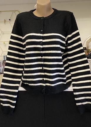 Кофта на ґудзиках