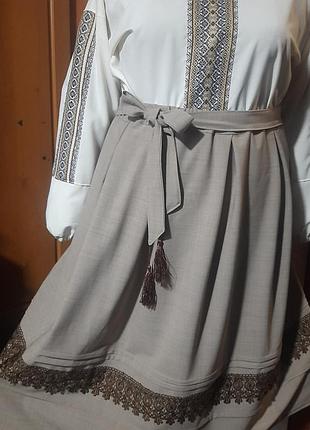 Нова юбка до вишиванки з мереживом оверсайз