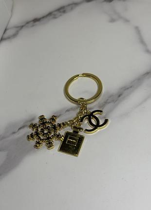 Chanel брелок 2